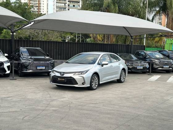 TOYOTA COROLLA 2.0 VVT-IE FLEX XEI DIRECT SHIFT TOYOTA COROLLA 2.0 VVT-IE FLEX XEI DIRECT SHIFT